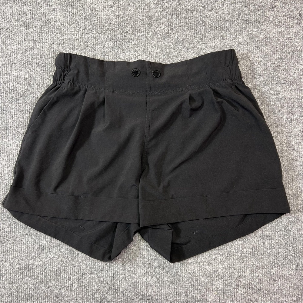 Lululemon Shorts Womens 4 Black Elastic Waist Cuffed Pockets 2.5 Inseam Athletic